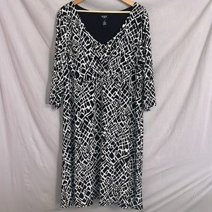 Black and White Abstract Print Dress by MSK in 3X